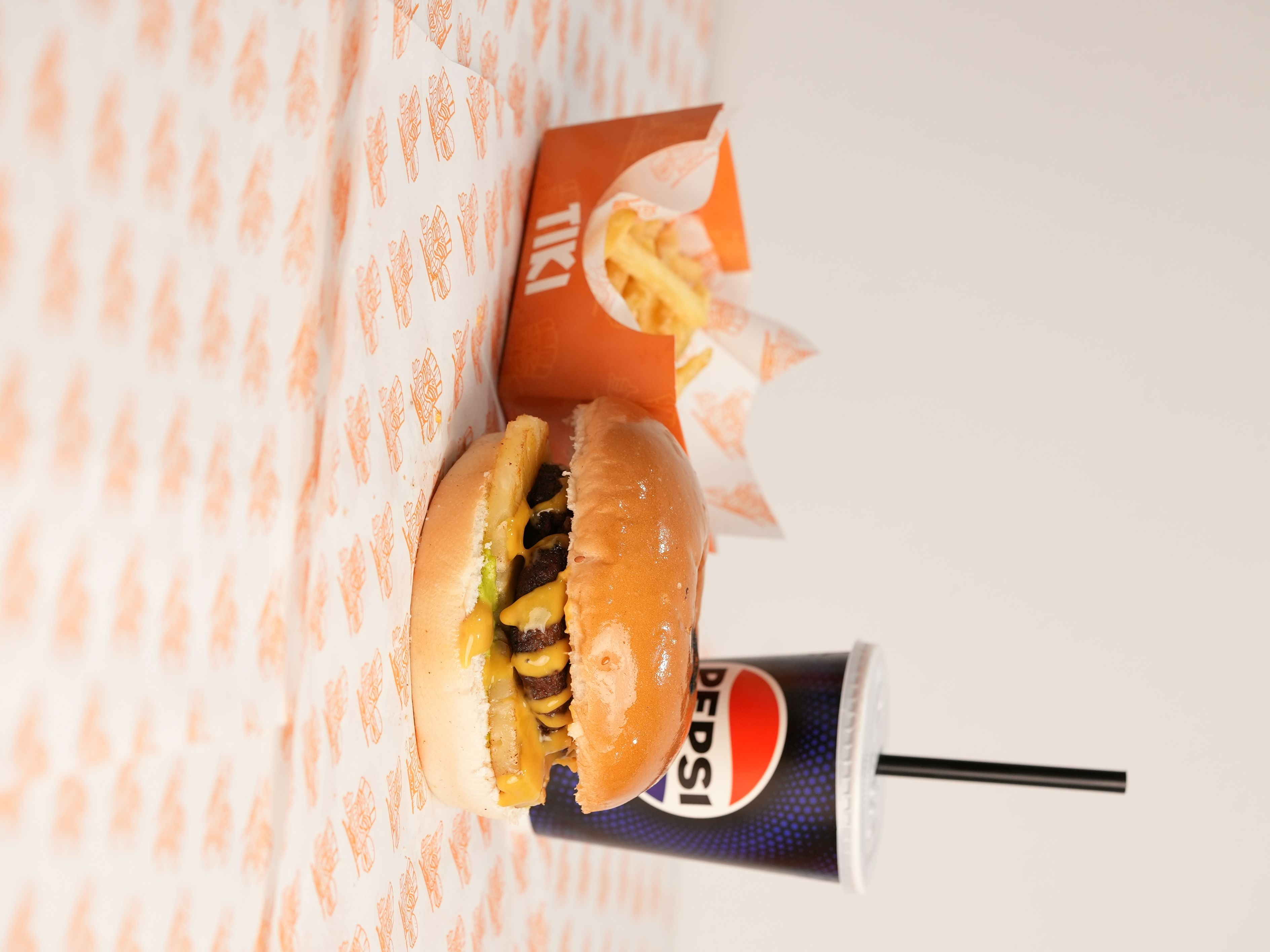 هاواي برغر كومبو