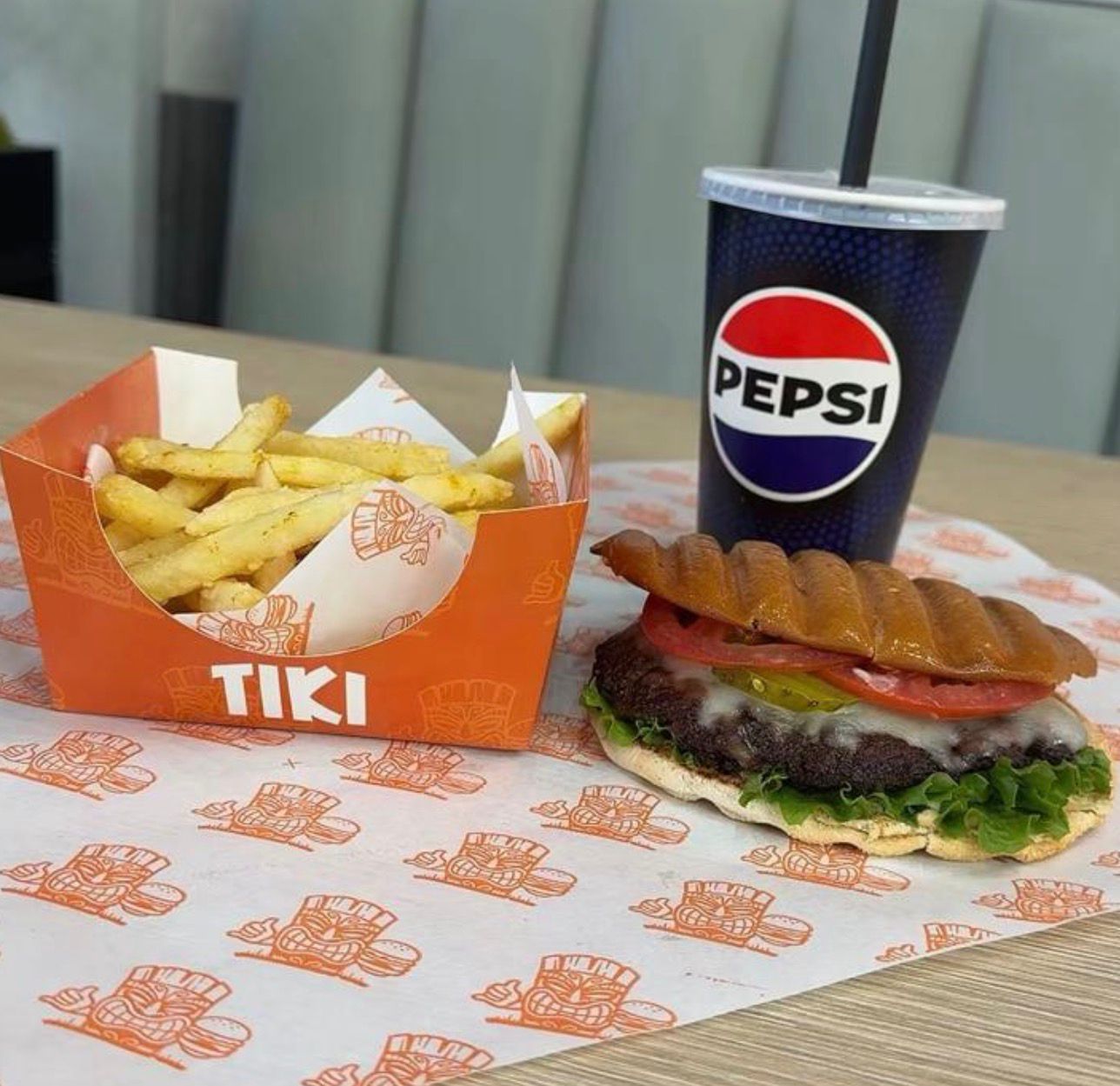 فلات كلاسيك برغر كومبو